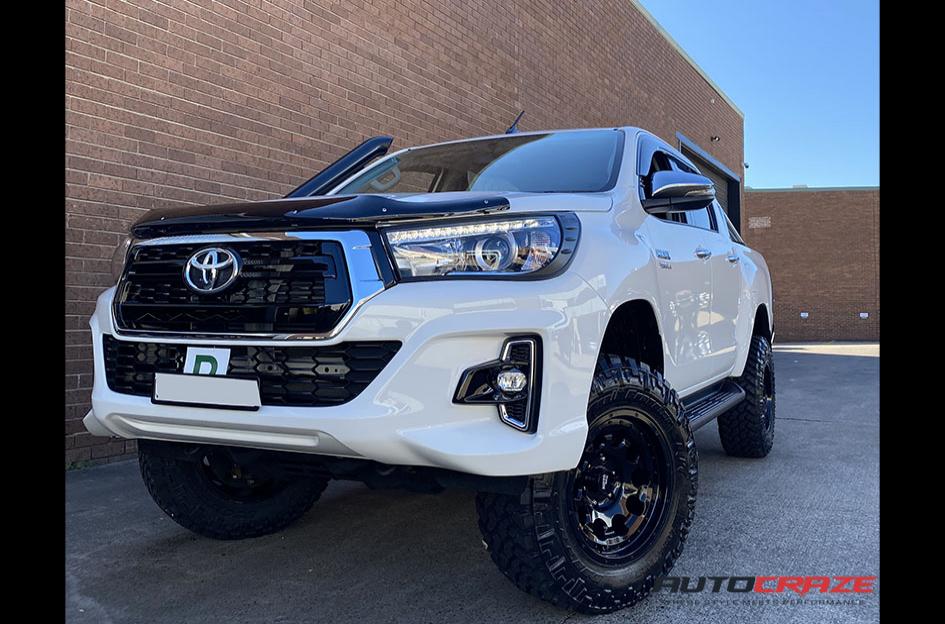 TOYOTA HILUX N80 4WD MO990 ROTARY GLOSS BLACK